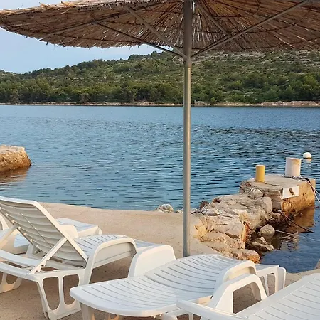 By The Sea - 20012 Apartman *