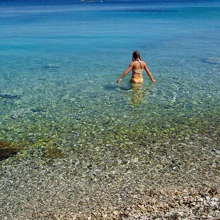 Apartman By The Sea - 20012