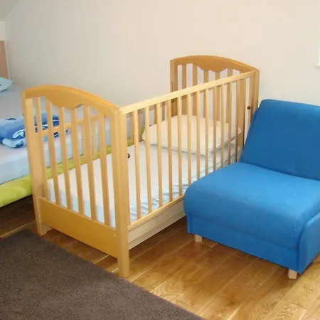 Apartman By The Sea - 20012 Kaprije