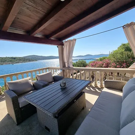 By The Sea - 20012 Apartman Kaprije