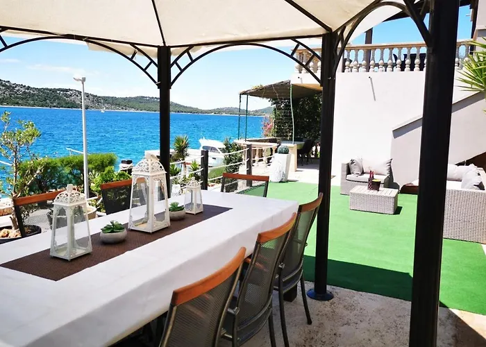 Apartament By The Sea - 20012 *