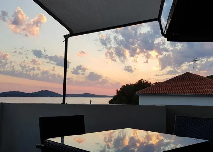 Appartement By The Sea - 20012 Kaprije